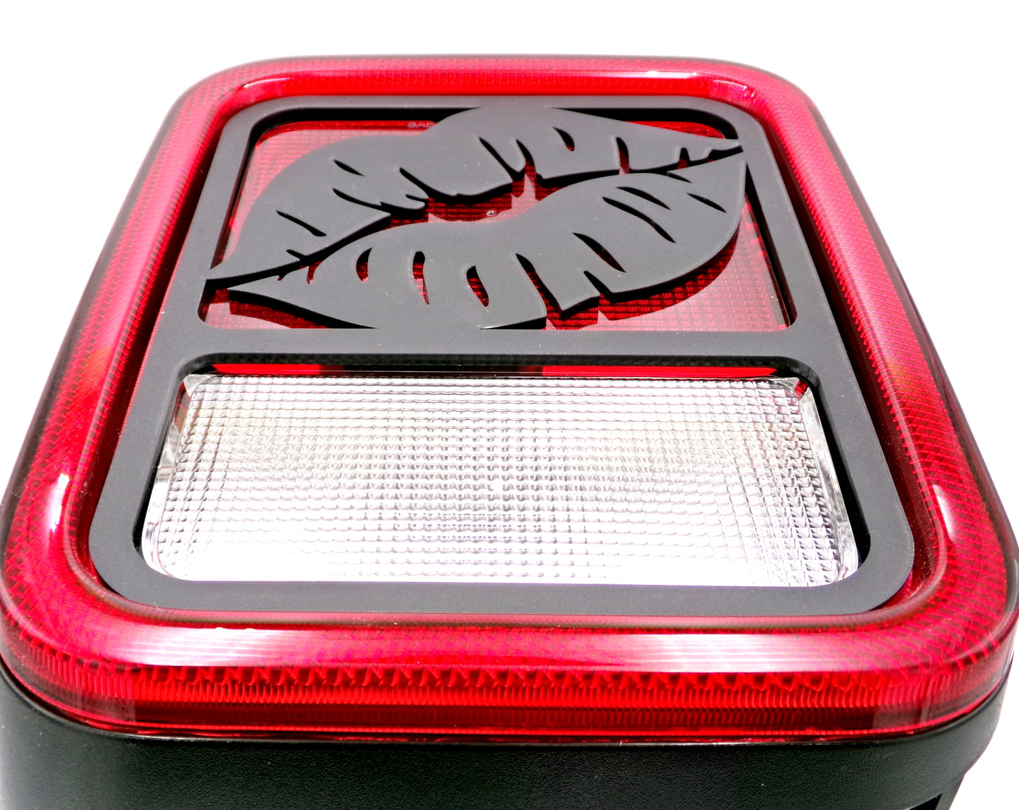 Kiss lips tail light covers for your gladiator